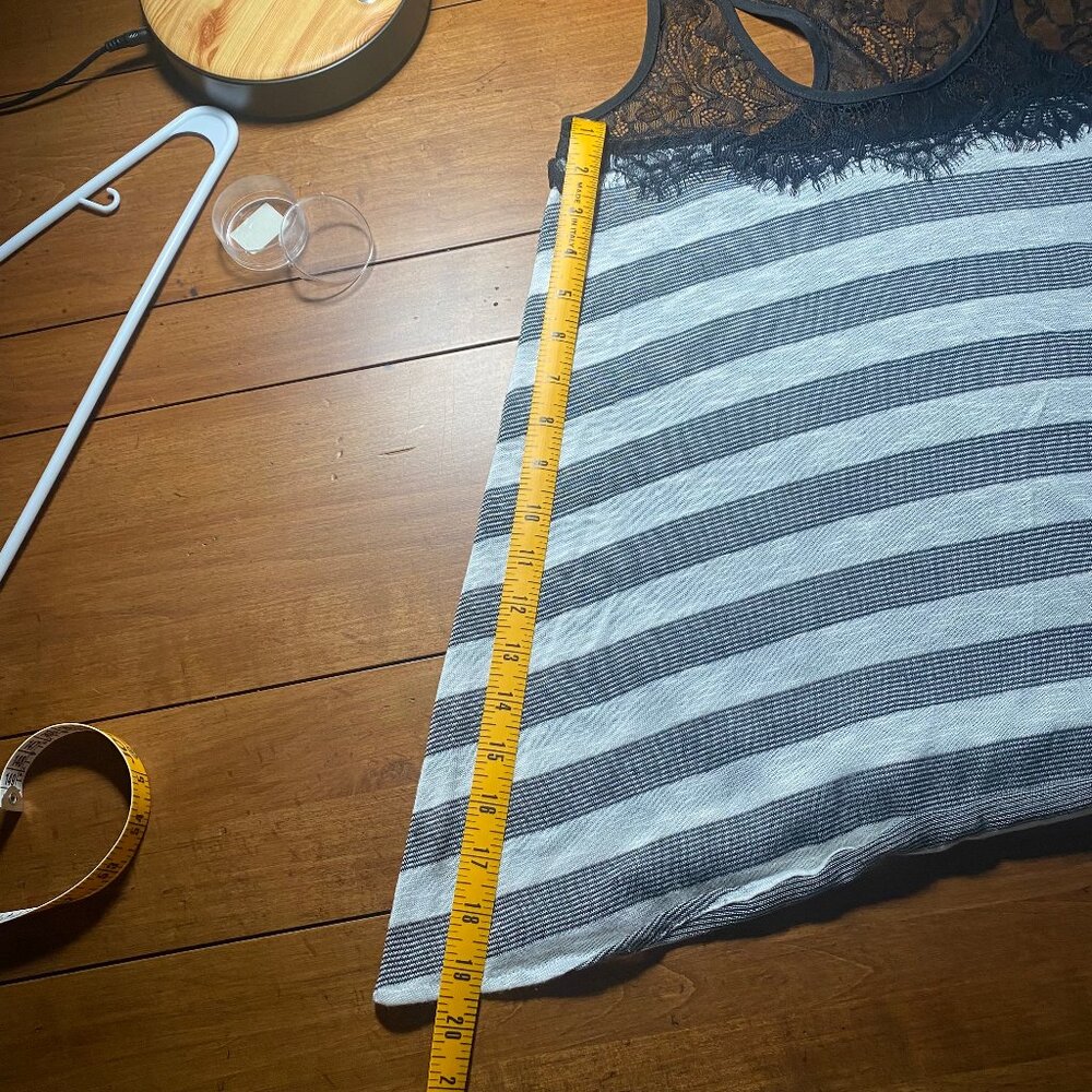 Women's Black Lace Striped Tank top Size Medium - Picture 7 of 10